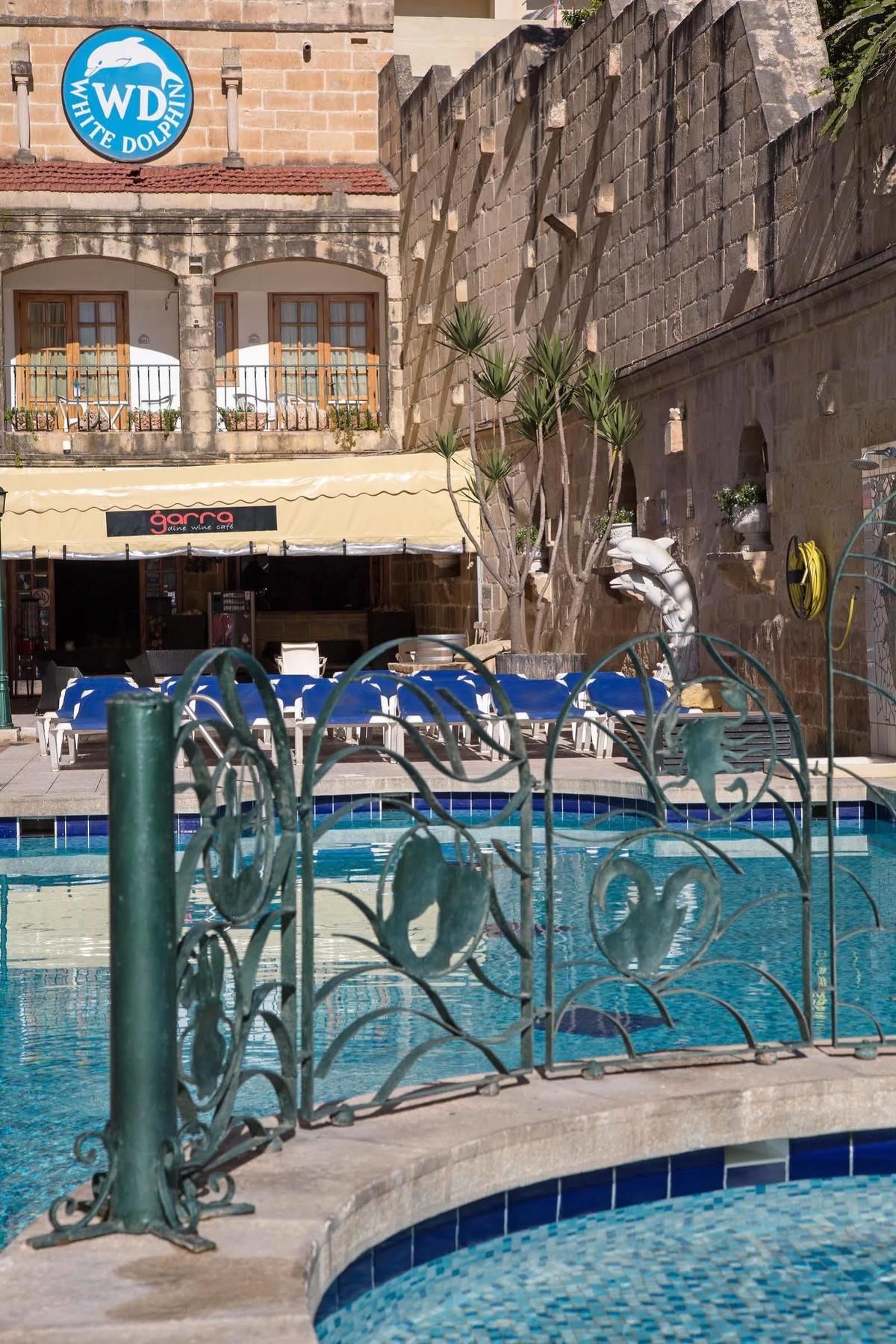 Aparthotel White Dolphin Complex Qawra Exterior foto