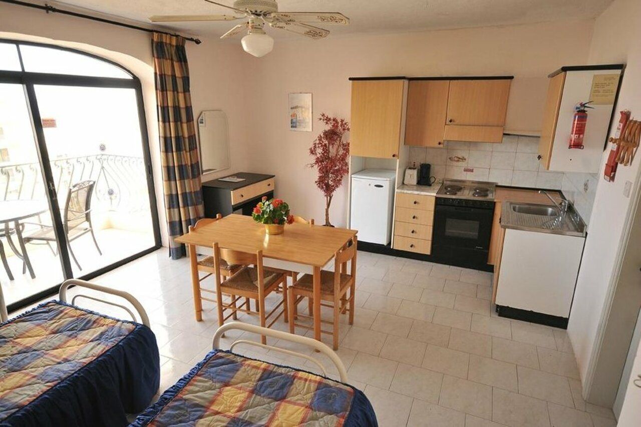 Aparthotel White Dolphin Complex Qawra Exterior foto
